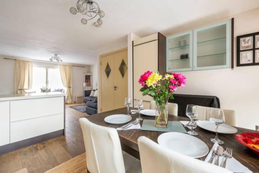 Super Central Beautiful Three Bedroom London Eksteriør bilde