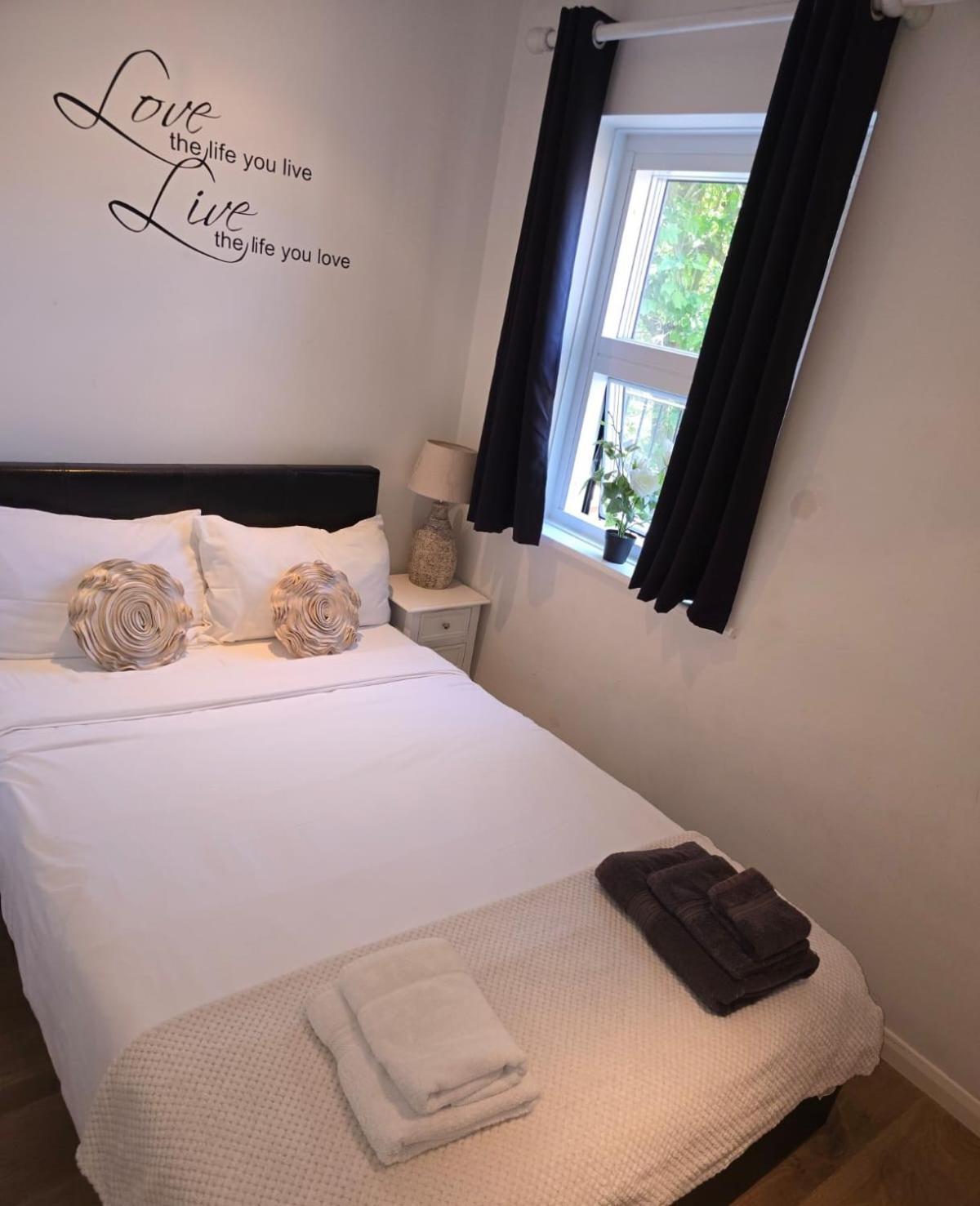 Super Central Beautiful Three Bedroom London Eksteriør bilde